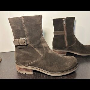 NWOB La Canadienne Camilla Oiled Suede Waterproof Brown Boots Womans Size 10M